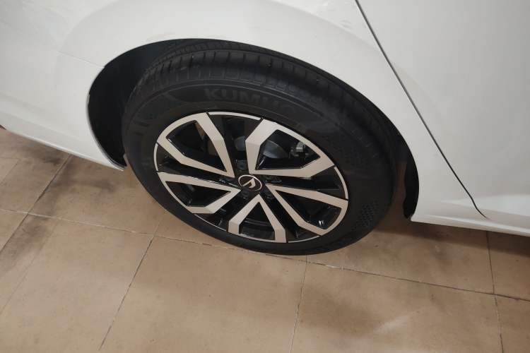 Used Jetta VA7 2025 1.4T First-Come First-Served Edition Exterior 5