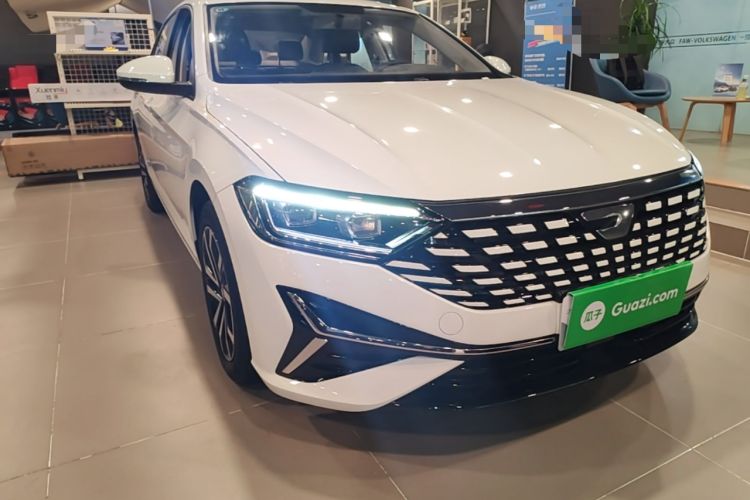 Used Jetta VA7 2025 1.4T First-Come First-Served Edition Front Right 45 Deg