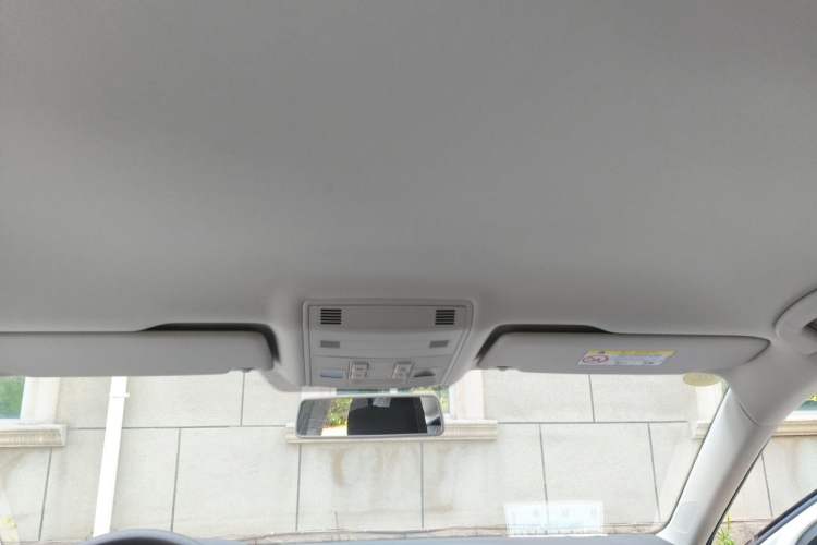 Used Jetta VA7 2025 1.4T "Listen to the Advice" Version Headliner