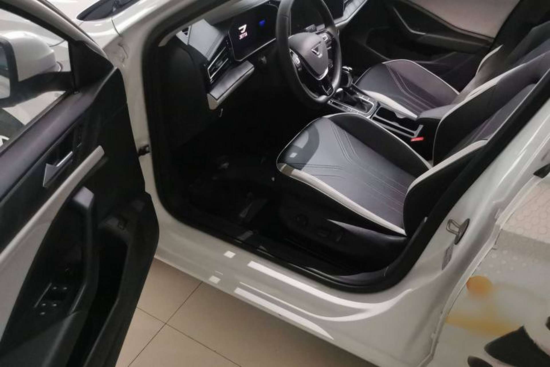 Used Jetta VA7 2025 1.4T First-Come First-Served Edition Interior 2