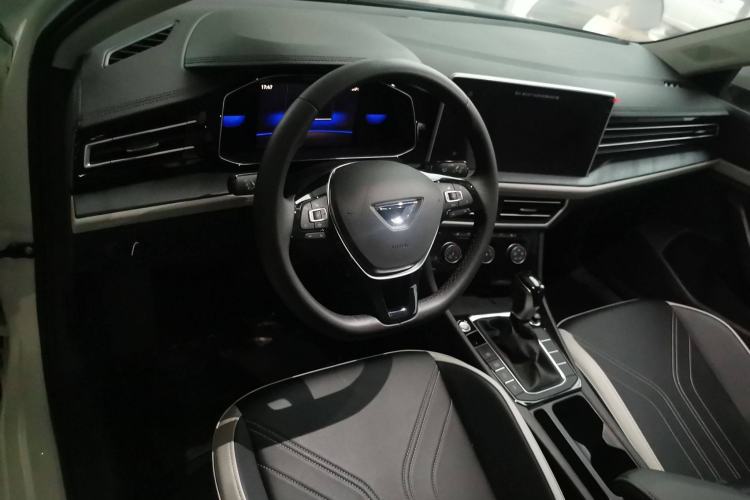 Used Jetta VA7 2025 1.4T First-Come First-Served Edition Interior 3