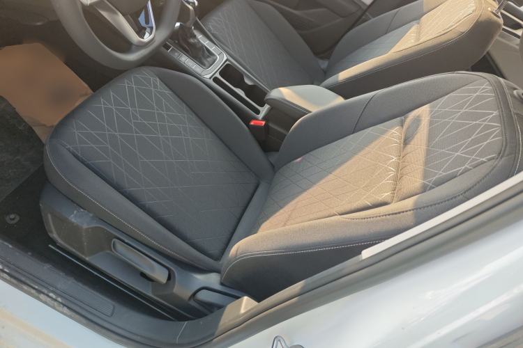 Used Jetta VA7 2025 1.4T "Listen to the Advice" Version Left Front Seat