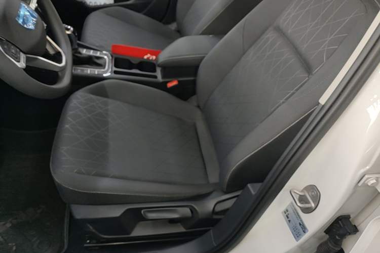 Used Jetta VA7 2025 1.4T "Listen to the Advice" Version Left Front Seat