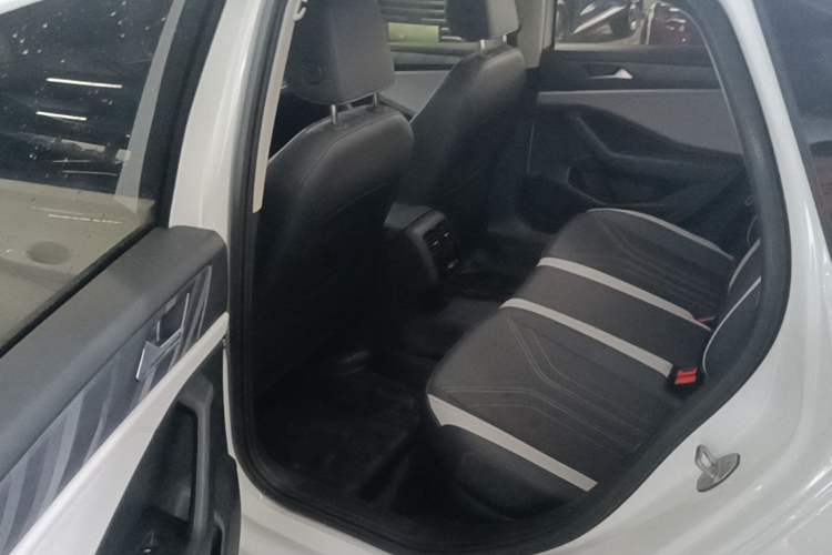 Used Jetta VA7 2025 1.4T First-Come First-Served Edition Left Rear Seat