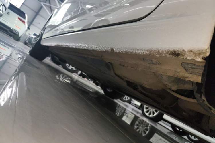 Used Jetta VA7 2025 1.4T First-Come First-Served Edition Left Side Sill