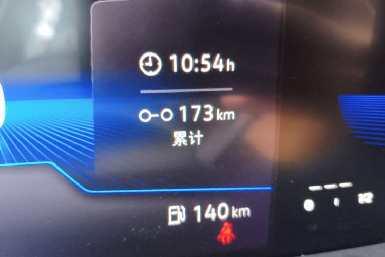 Used Jetta VA7 2025 1.4T "Listen to the Advice" Version Odometer Close Up