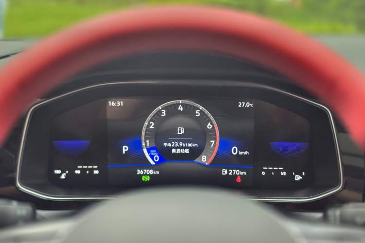 Used Jetta VA7 2025 1.4T First-Come First-Served Edition Odometer Close Up