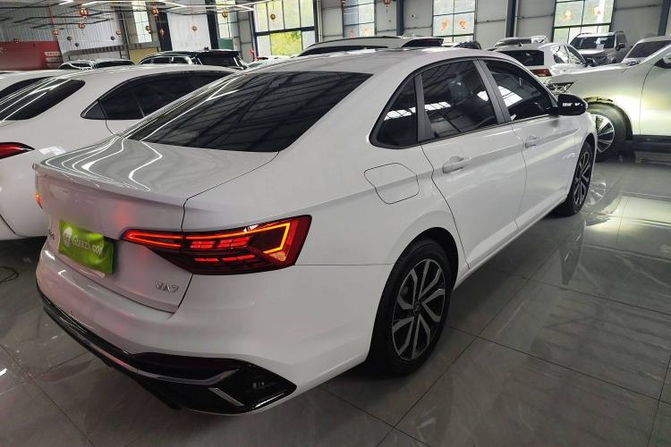 Used Jetta VA7 2025 1.4T First-Come First-Served Edition Rear Right 45 Deg
