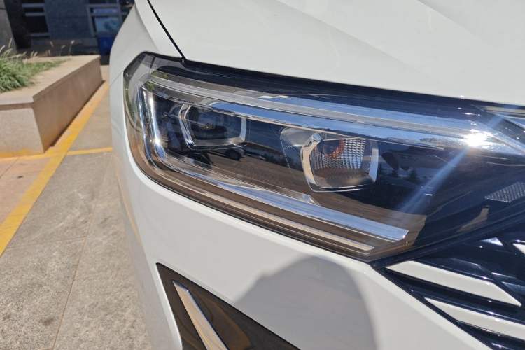 Used Jetta VA7 2025 1.4T First-Come First-Served Edition Right Front Headlight