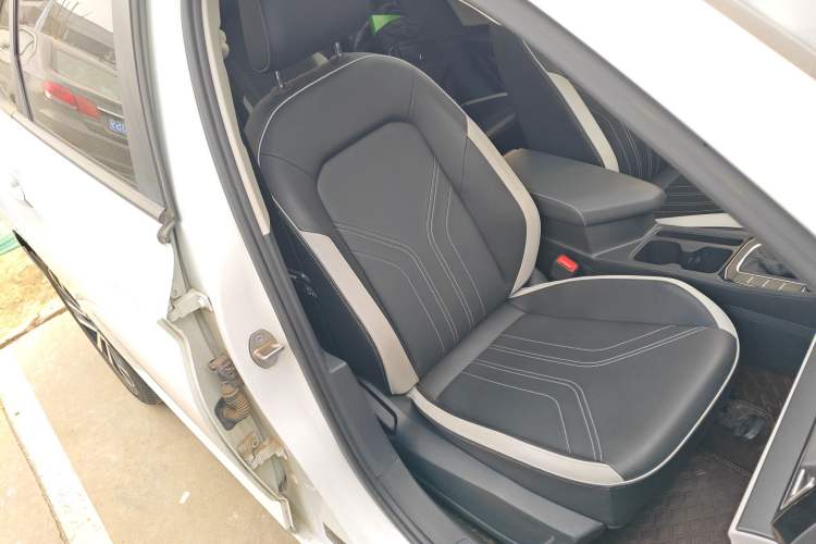 Used Jetta VA7 2025 1.4T First-Come First-Served Edition Right Front Seat
