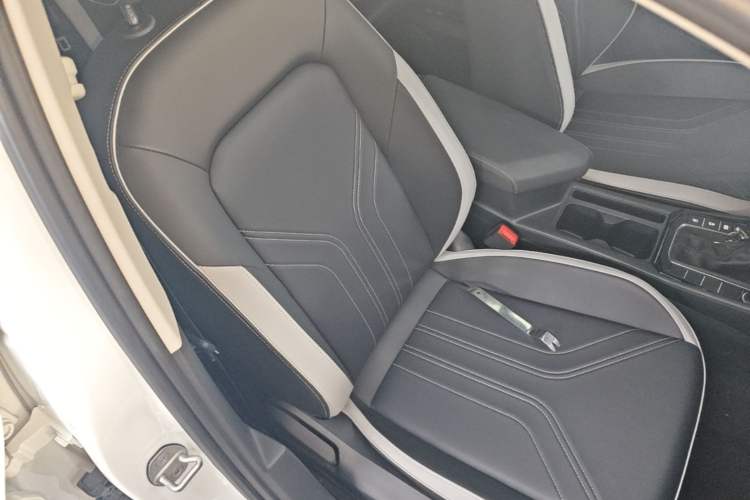 Used Jetta VA7 2025 1.4T First-Come First-Served Edition Right Front Seat