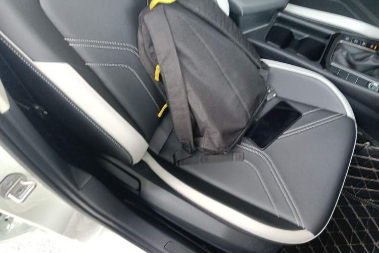 Used Jetta VA7 2025 1.4T First-Come First-Served Edition Right Front Seat