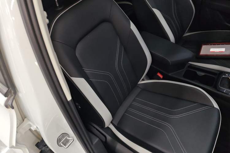 Used Jetta VA7 2025 1.4T First-Come First-Served Edition Right Front Seat
