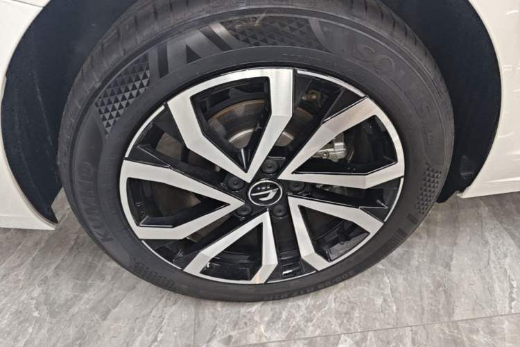 Used Jetta VA7 2025 1.4T First-Come First-Served Edition Right Rear Wheel Hub