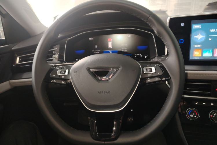 Used Jetta VA7 2025 1.4T First-Come First-Served Edition Steering Wheel