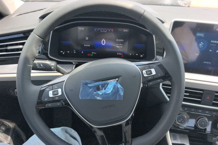 Used Jetta VA7 2025 1.4T First-Come First-Served Edition Steering Wheel