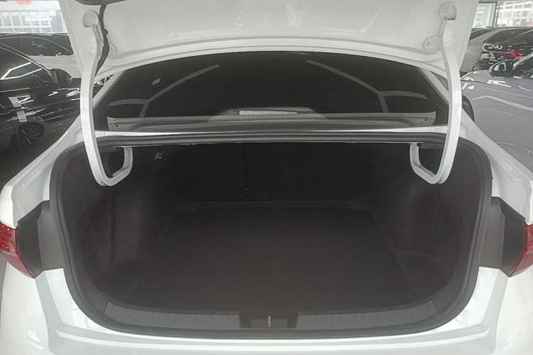 Used Jetta VA7 2025 1.4T First-Come First-Served Edition Trunk