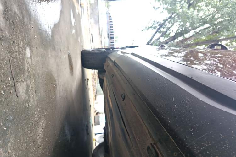 Used Jetta VS5 2019 280TSI Automatic Glory Edition Right Side Sill