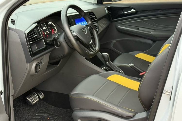 Used Jetta VS5 2019 280TSI Automatic Glory Edition Interior 2