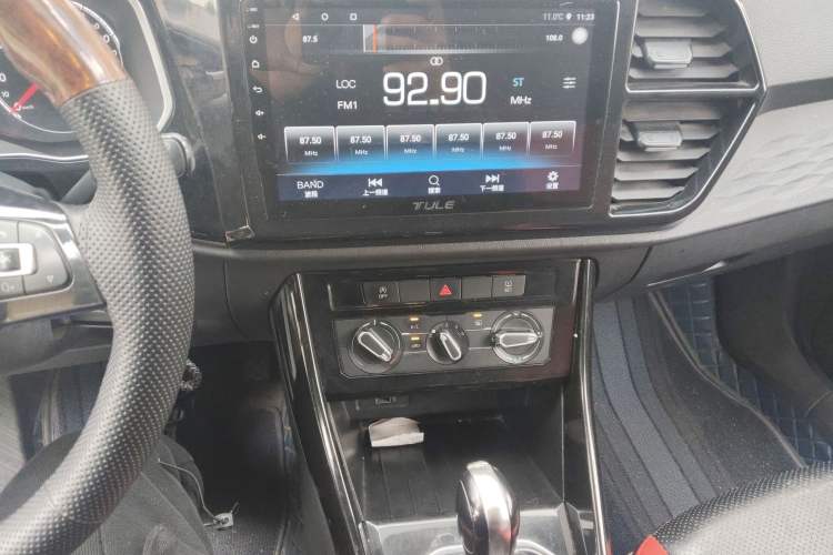 Used Jetta VS5 2021 280TSI Automatic Trend Edition Audio And AC Panel