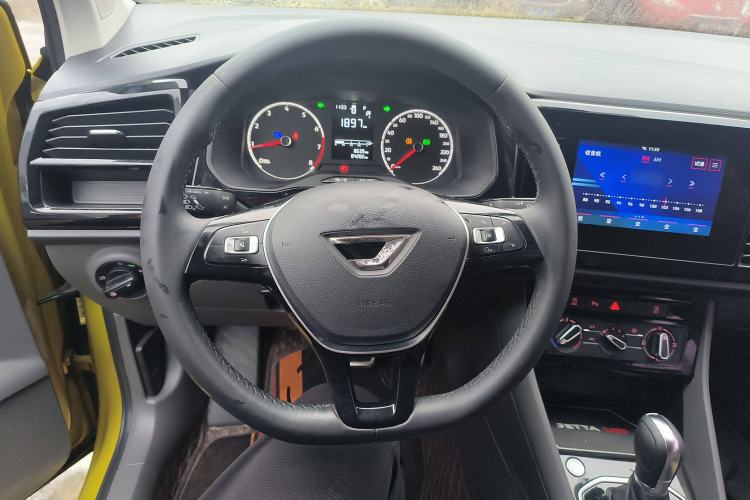 Used Jetta VS5 2019 280TSI Automatic Enjoyment Model Steering Wheel