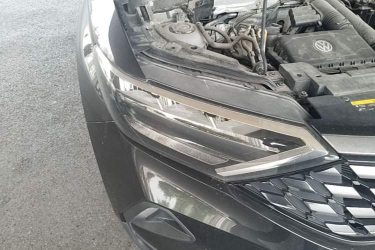Used Jetta VS5 2019 280TSI Automatic Trend Model Right Front Headlight