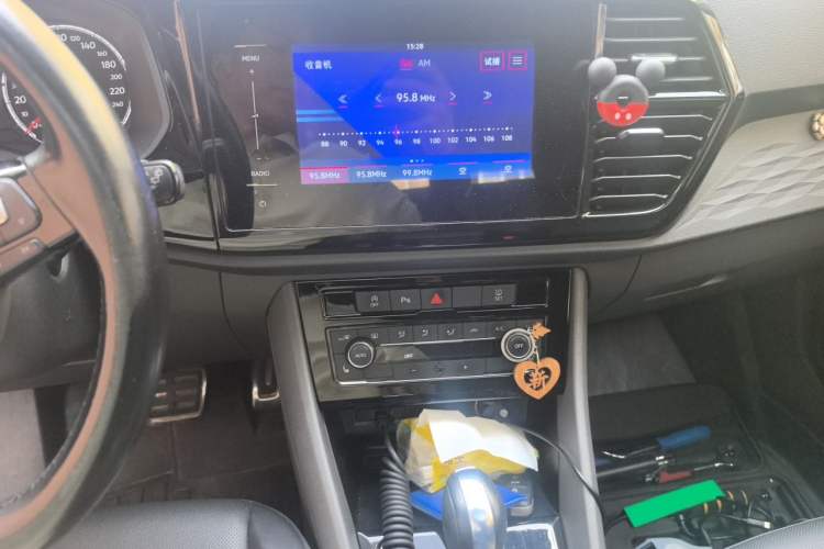Used Jetta VS5 2019 280TSI Automatic Glory Edition Audio And AC Panel