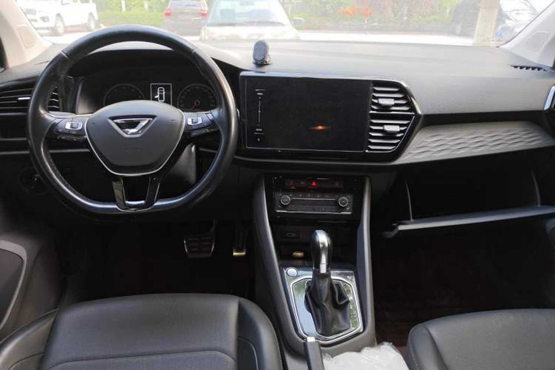Used Jetta VS5 2019 280TSI Automatic Glory Edition Interior 2