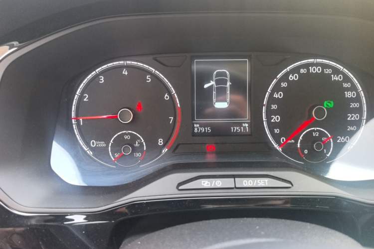 Used Jetta VS5 2019 280TSI Automatic Glory Edition Odometer Close Up