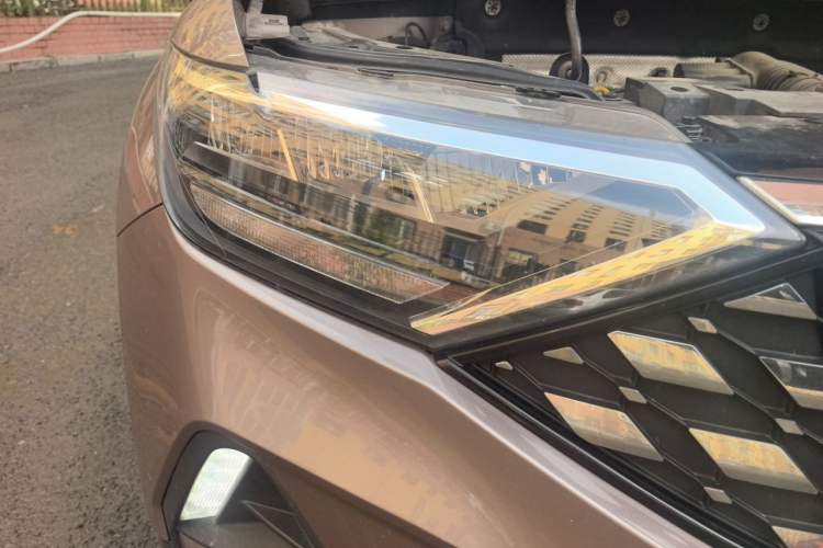 Used Jetta VS5 2019 280TSI Automatic Glory Edition Right Front Headlight