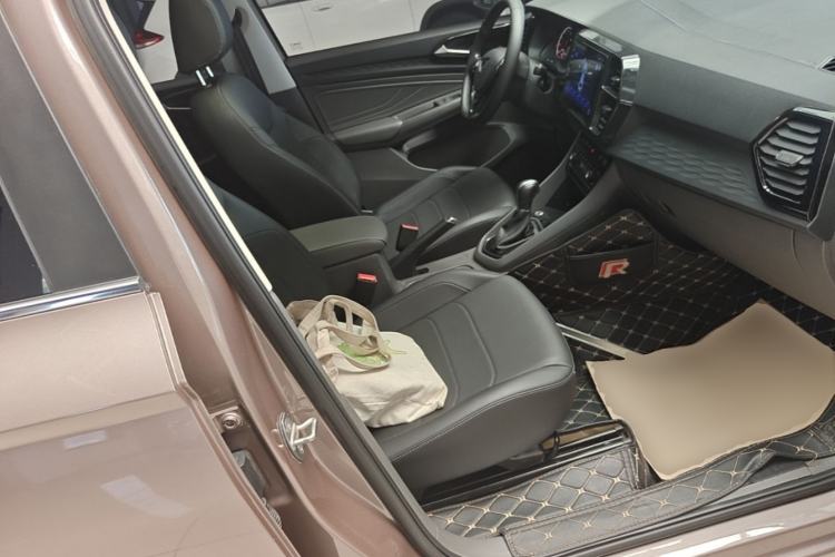 Used Jetta VS5 2019 280TSI Automatic Glory Edition Right Front Seat