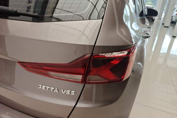Used Jetta VS5 2019 280TSI Automatic Glory Edition Right Rear Taillight