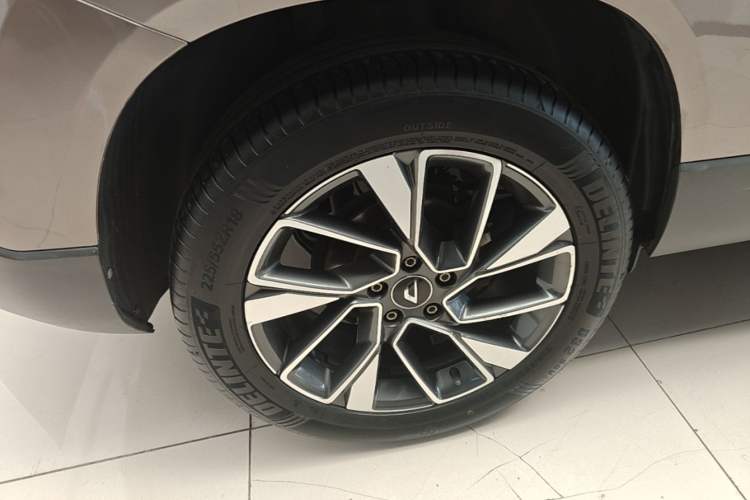 Used Jetta VS5 2019 280TSI Automatic Glory Edition Right Rear Wheel Hub