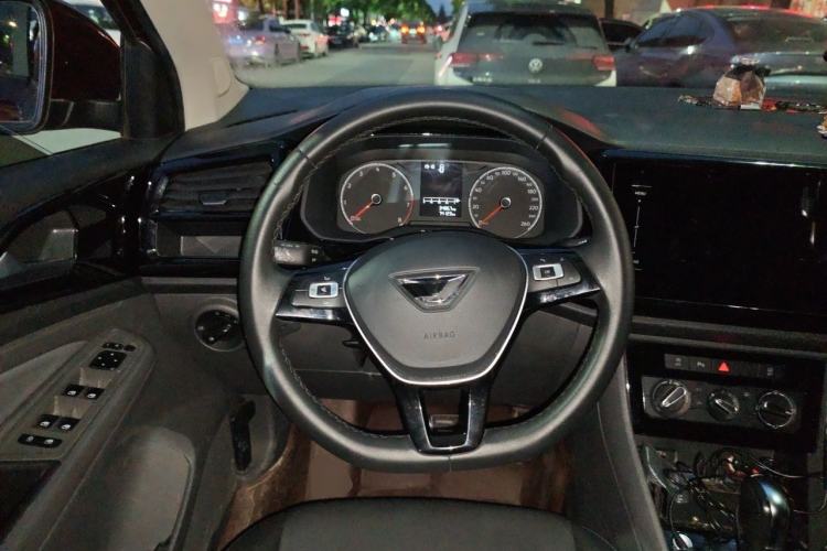 Used Jetta VS5 2019 280TSI Automatic Enjoyment Model Steering Wheel