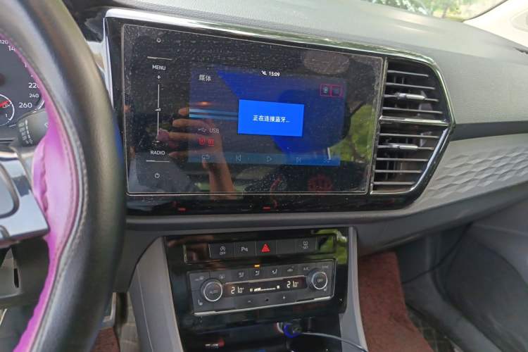 Used Jetta VS5 2019 280TSI Automatic Glory Edition Audio And AC Panel