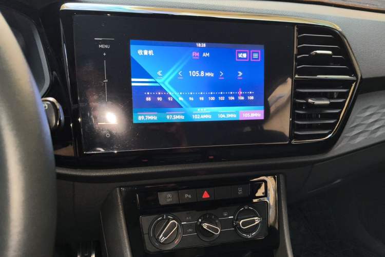 Used Jetta VS5 2019 280TSI Automatic Enjoyment Model Audio And AC Panel