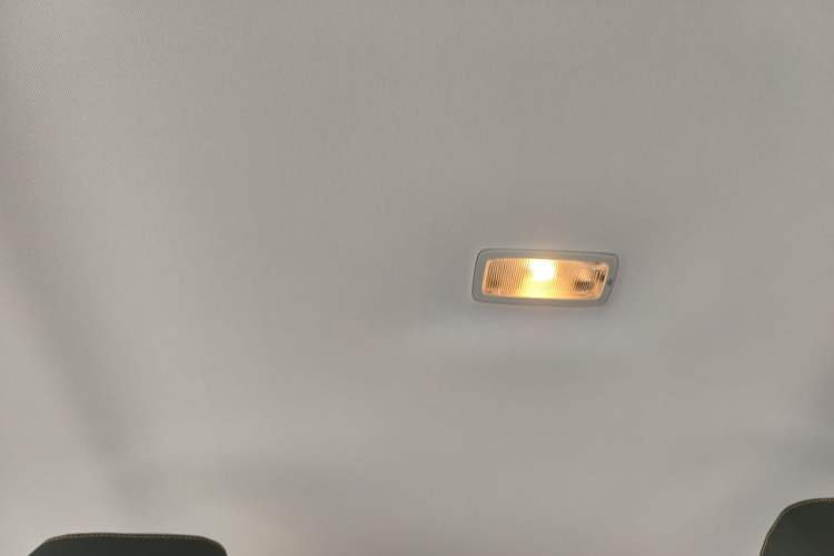 Used Jetta VS5 2019 280TSI Automatic Enjoyment Model Headliner