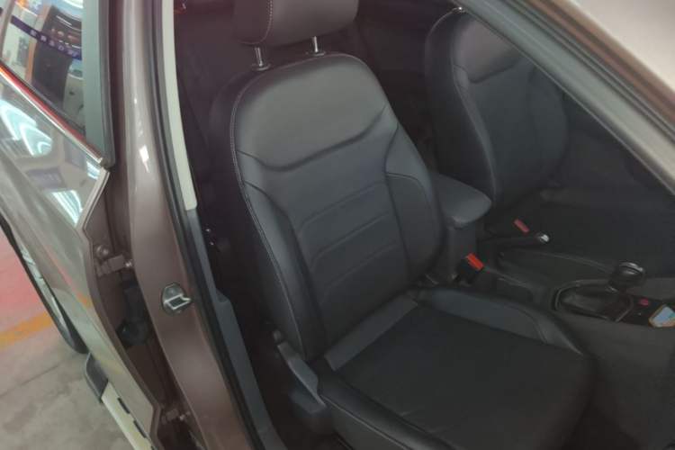 Used Jetta VS5 2019 280TSI Automatic Enjoyment Model Right Front Seat