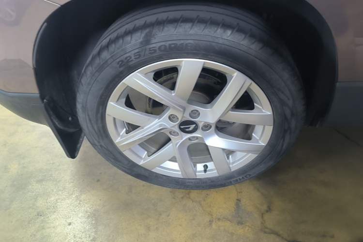 Used Jetta VS5 2019 280TSI Automatic Enjoyment Model Right Rear Wheel Hub