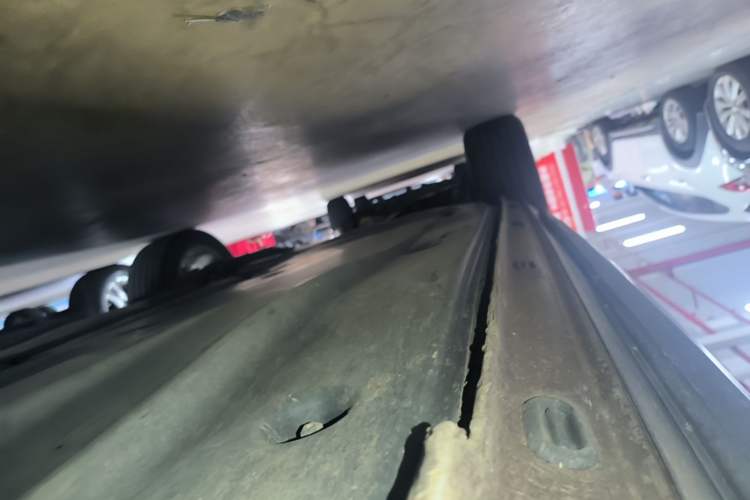 Used Jetta VS5 2019 280TSI Automatic Enjoyment Model Right Side Sill