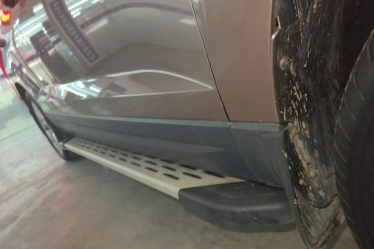 Used Jetta VS5 2019 280TSI Automatic Enjoyment Model Right Side Sill