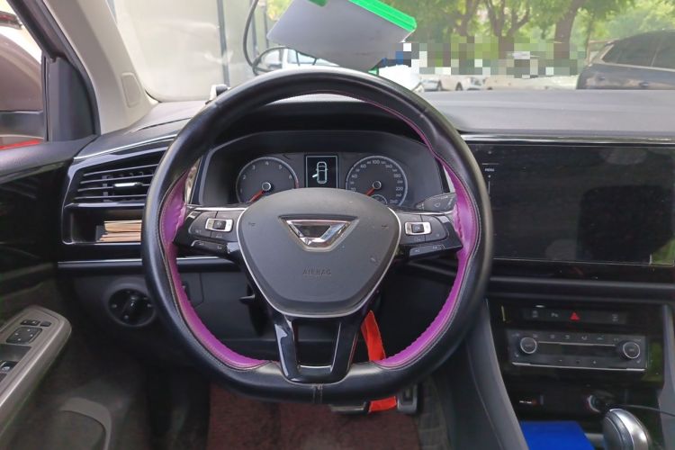 Used Jetta VS5 2019 280TSI Automatic Glory Edition Steering Wheel