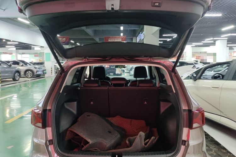 Used Jetta VS5 2019 280TSI Automatic Enjoyment Model Trunk