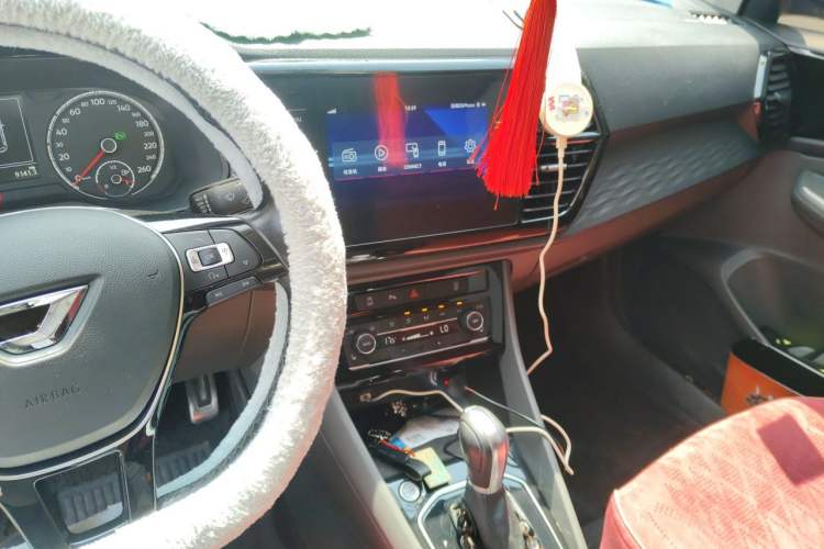 Used Jetta VS5 2019 280TSI Automatic Glory Edition Audio And AC Panel