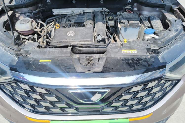 Used Jetta VS5 2019 280TSI Automatic Glory Edition Engine Bay
