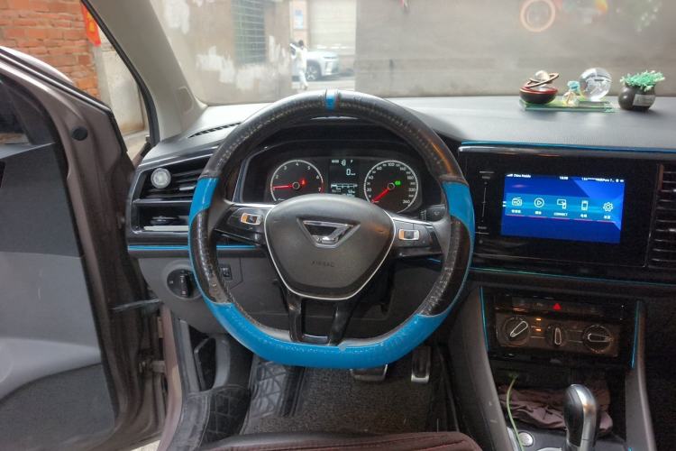 Used Jetta VS5 2019 280TSI Automatic Enjoyment Model Steering Wheel