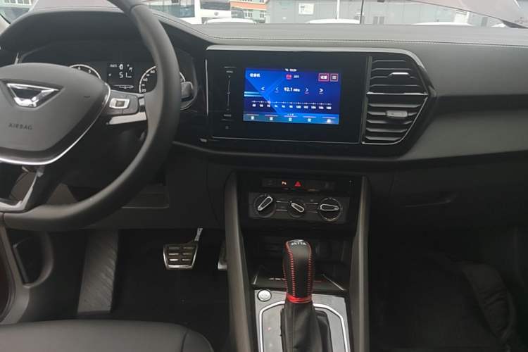 Used Jetta VS5 2019 280TSI Automatic Enjoyment Model Audio And AC Panel