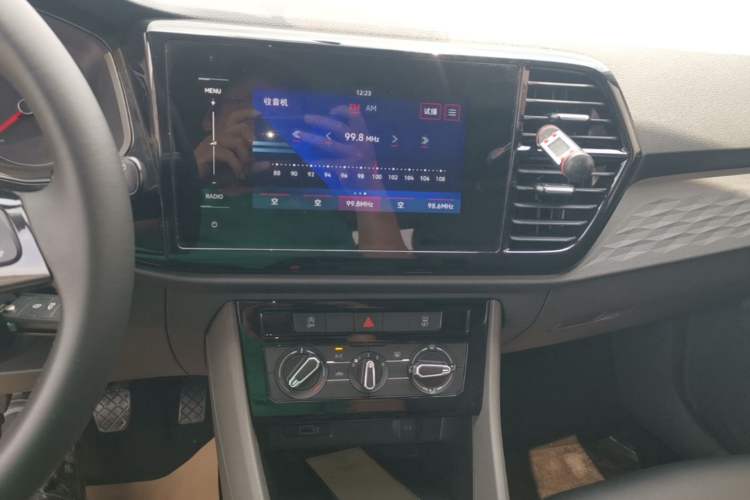 Used Jetta VS5 2019 280TSI Manual Entry-Level Model Audio And AC Panel