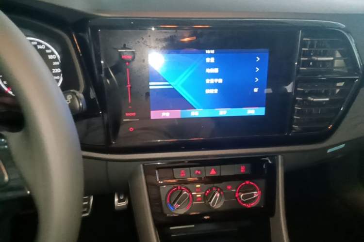 Used Jetta VS5 2019 280TSI Automatic Enjoyment Model Audio And AC Panel
