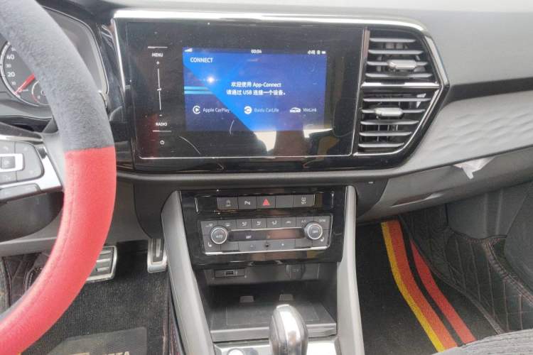 Used Jetta VS5 2019 280TSI Automatic Glory Edition Audio And AC Panel